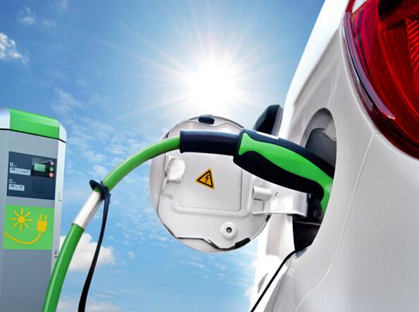 汽車行業(yè)新模式：電動化、網(wǎng)聯(lián)化，輕量化、共享化、終端化